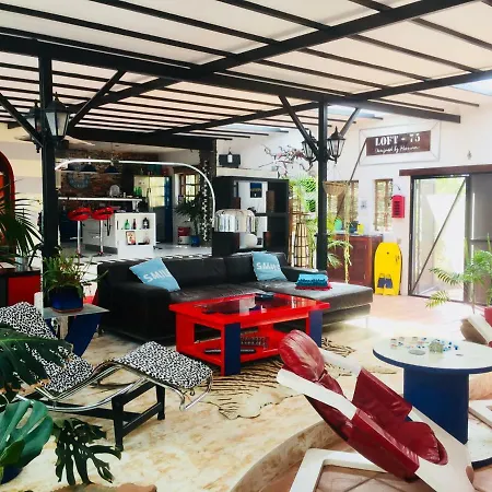 Loft 75, Lägenhet